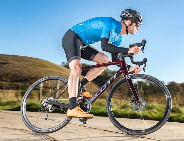 Una revisión de la bicicleta de carretera para Scott Addict 30